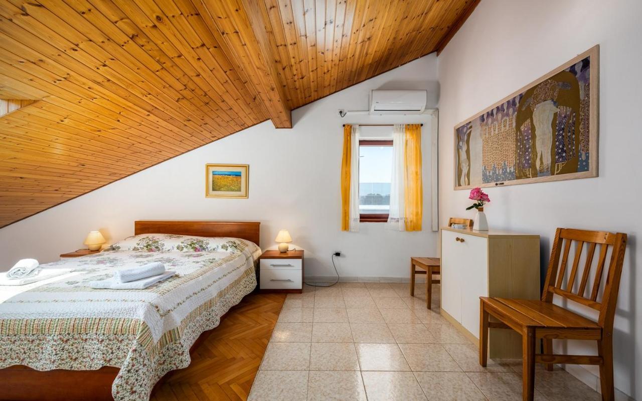 Apartmani Lido Bašanija Eksteriør billede