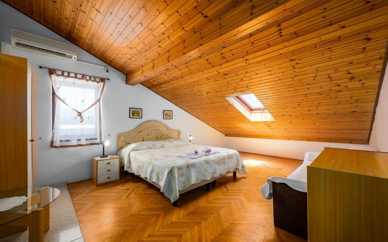 Apartmani Lido Bašanija Eksteriør billede