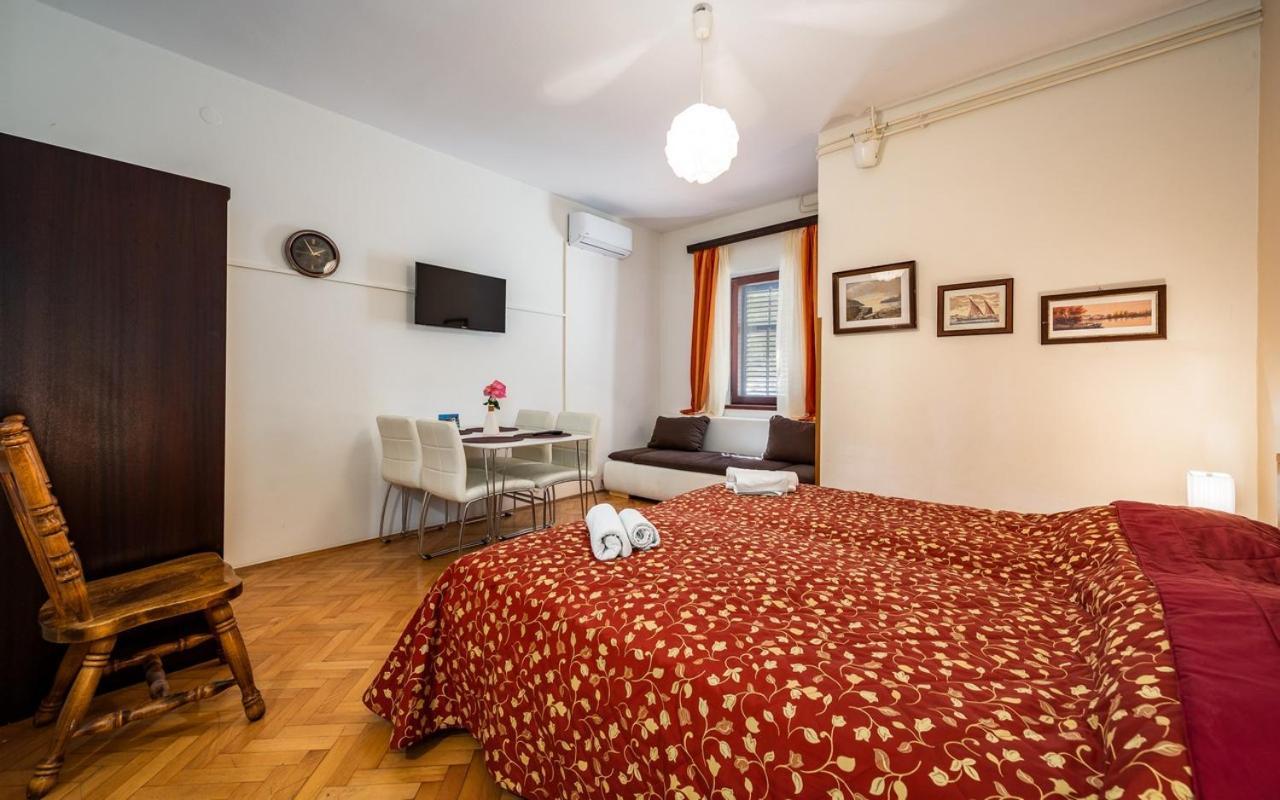 Apartmani Lido Bašanija Eksteriør billede