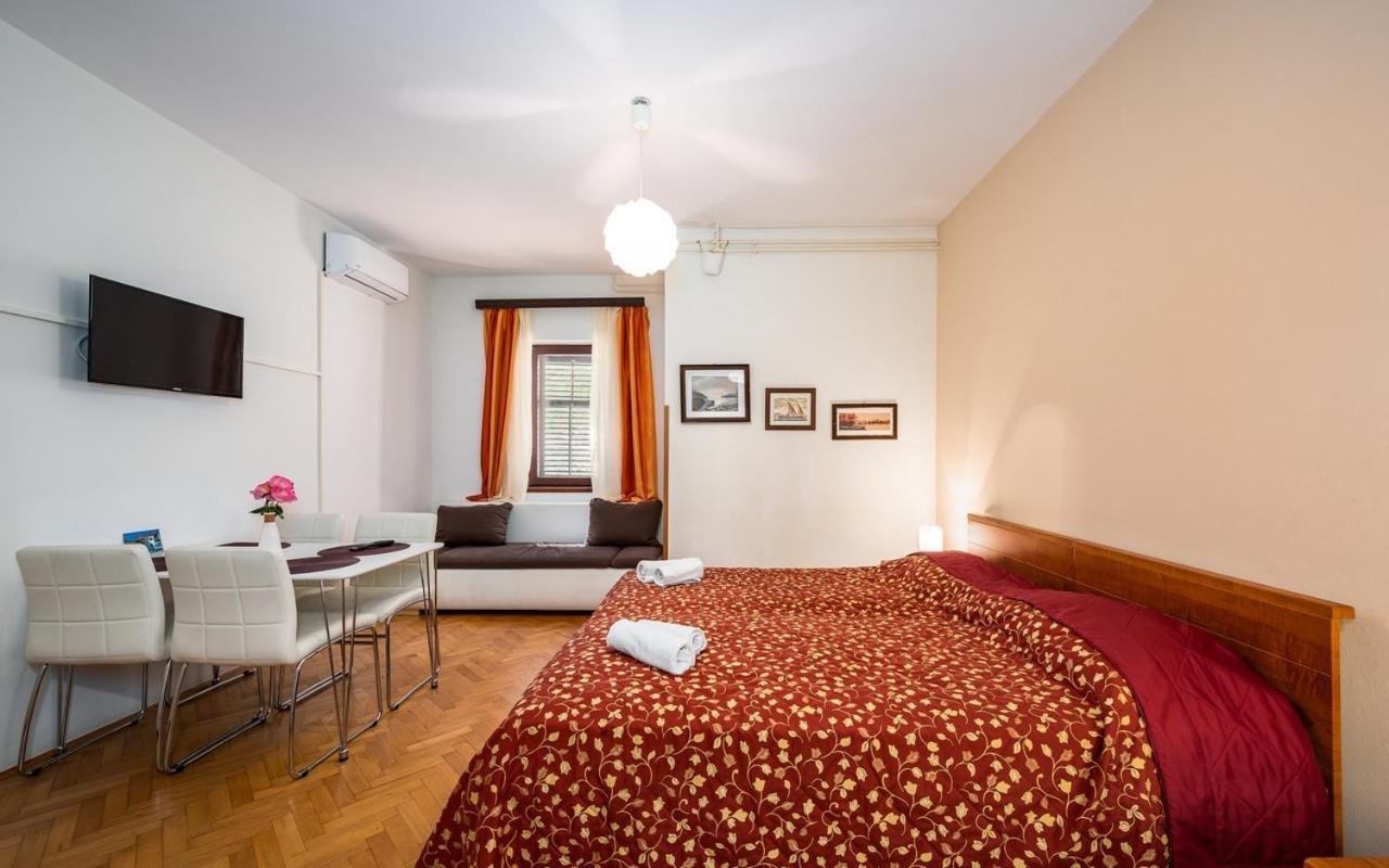 Apartmani Lido Bašanija Eksteriør billede